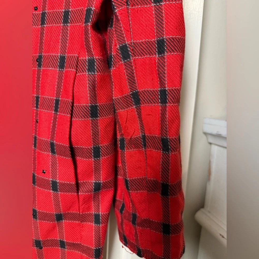 Maxamum vintage red and black plaid blazer with black rhinestone‎ embellishments